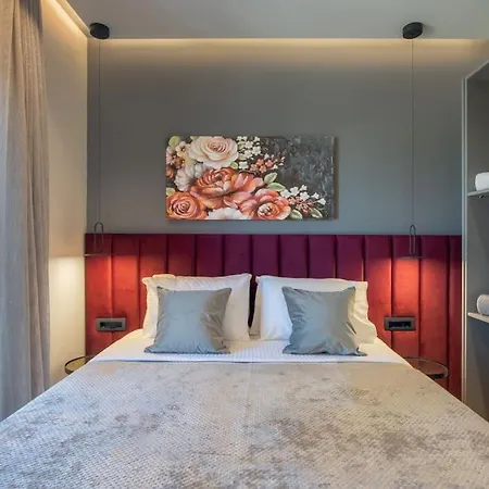 Santa Marina Luxury #3 Apartment Asgourou