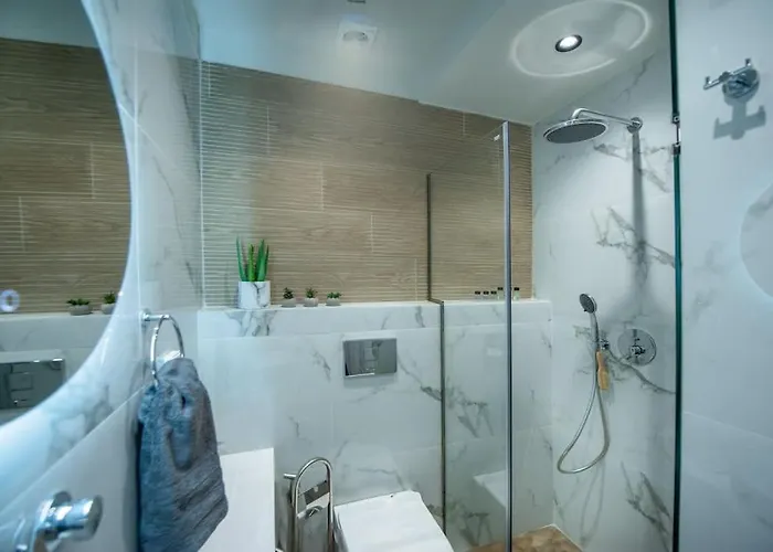 شقة Santa Marina Luxury #3 *